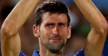 NOVAK ĐOKOVIĆ DOBIO HITAN POZIV: Čim je spustio slušalicu, SUZE SU MU KRENULE NIZ LICE!