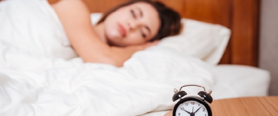 migraines-and-sleep-habits-720