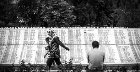 U Memorijalnom centru Potočari obilježen je dan sjećanja na žrtve Holokausta