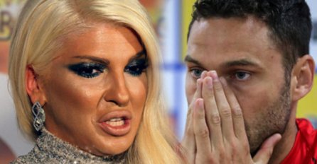 Plakala na sav glas: Jelena Karleuša doživjela SLOM usred probe kada ju je pozvao muž, evo šta joj je uradio