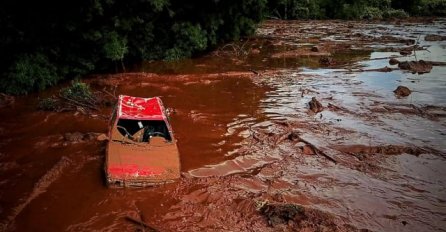 Jezive slike iz Brazila: Blato prekrilo sve, 250 nestalih nakon puknuća brane