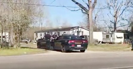 NEZAPAMĆENI MASAKR: Zbog svađe ubio SVOJE RODITELJE, DJEVOJKU I ČLANOVE NJENE PORODICE!