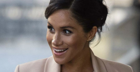 LIJEPA TRUDNICA BLISTA: Meghan Markle se pojavila u ovoj odjevnoj kombinaciji, SVI SU GLEDALI U STOMAK
