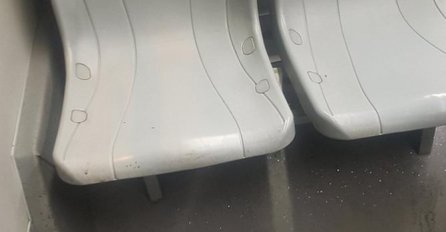 BEOGRAĐANKA SINOĆ UŠLA U AUTOBUS I NA PODU VIDJELA OVAJ PRIZOR: Danas ćete sigurno u gradskom prevozu GLEDATI U POD