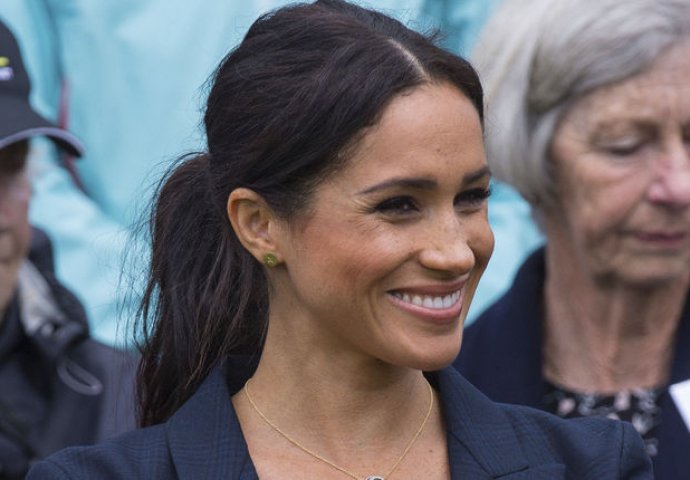SKANDAL U VELIKOJ BRITANIJI, MEGHAN MARKLE NIJE TRUDNA: Krljevska porodica na nogama, ovo nisu uspjeli SAKRITI! 