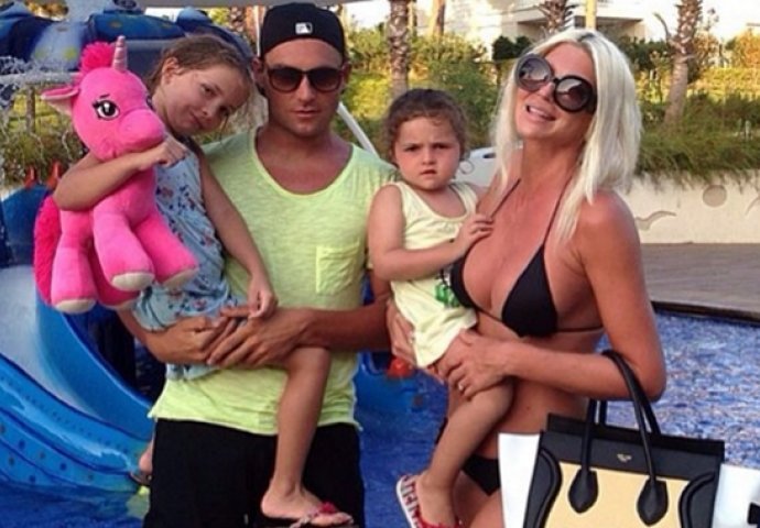 JEZIVO PROROČANSTVO OD PRIJE SEDAM GODINA JE STIŽE: JK se razvodi, a ono što slijedi niko nije ni slutio!