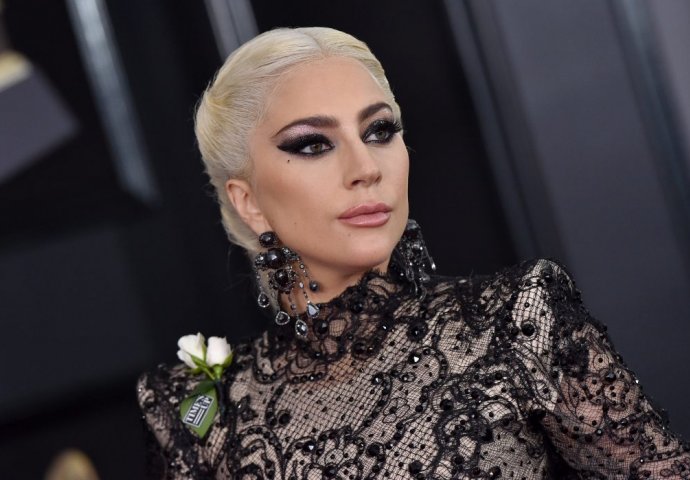 NEVIĐENA TRANSFORMACIJA: Lady Gaga ne liči na sebe! Evo kako je izgledala kao tinejdžerka(FOTO) 
