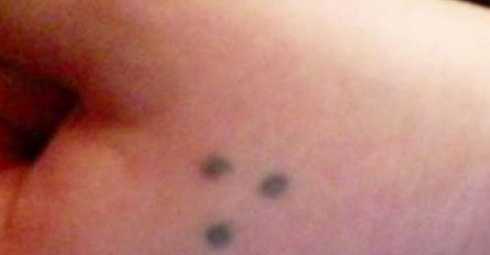 POLICIJA UPOZORAVA: Ako ugledate ove tri tačke na nečijoj ruci, bježite glavom bez obzira!