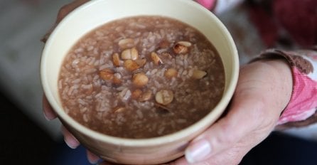 OVA SMJESA ISTOG TRENA ZAUSTAVLJA PROLJEV: Stomak vam neće biti nadut, A CRIJEVA ĆE RADITI KAO SAT!