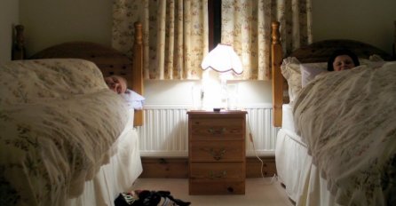 ŽIVITE ZAJEDNO, A SPAVATE U ODVOJENIM KREVETIMA? Ovo morate pročitati!