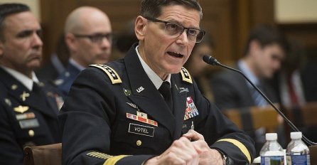 Američki general upozorava dok Trump povlači vojsku: ISIS je trajna prijetnja