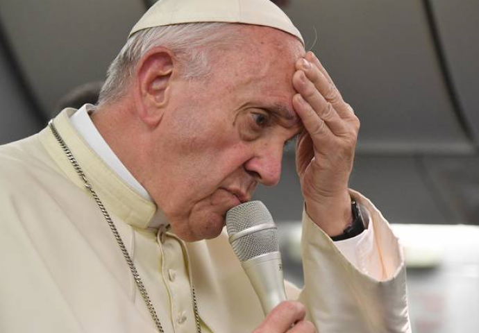 Papa Franjo priznao da svećenici seksualno zlostavljaju redovnice