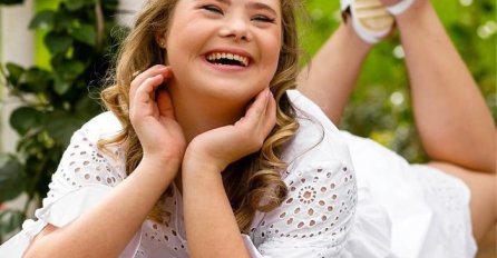 ODUŠEVILA SVIJET: Djevojčica sa Downovim sindromom bavi se OVIM poslom i SAVRŠENO to radi(FOTO)