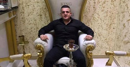 "NOSIM GAĆE OD 188 EURA I ČARAPE OD 45 EURA": Oglasio se ŠENKI VERSAĆE, ALBANAC o kojem priča SRBIJA! (FOTO)