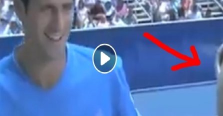 JELENA ĆE POLUDJETI: Novak se pred svima udvarao PLAVUŠI SA TRIBINA, A ONDA JE SJEO PORED NJE I POČEO JE STRIPTIZ (VIDEO)