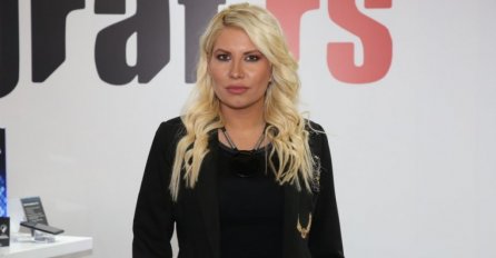 POGORŠALO SE STANJE VODITELJICE, DOKTORI SE HITNO OGLASILI: Evo šta se događa, svi u panici!