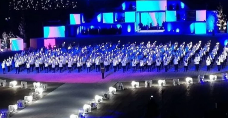  Intonirana himna BiH na stadionu Koševo, počelo predstavljanje takmičara