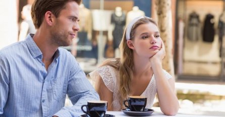 "Od Nove godine se zabavljamo, baš smo se zavoljeli. Prošli vikend sam trebao kod mojih na selo i ona se ponudila da me odveze i da upozna moje roditelje"