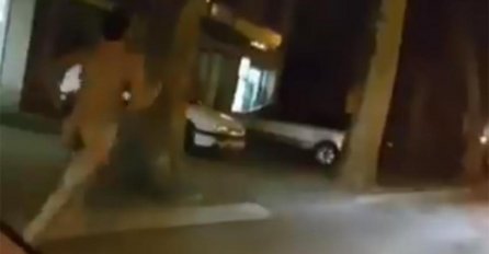 GRAĐANI U ŠOKU: Ulicama Mostara mladić trčao KAO OD MAJKE ROĐEN! 