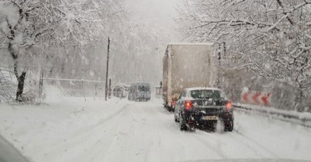 Obustavljen saobraćaj na putu Šujica-Kupres