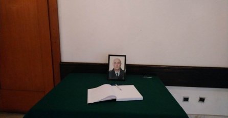 Suze i tuga na komemoraciji ubijenom Mahiru Begiću: 'Moj sin je heroj, ponosna sam'