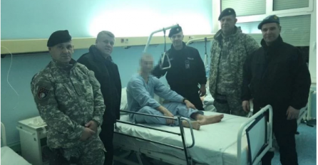 Policijski komesar MUP-a KS Mevludin Halilović posjetio policajca ranjenog tokom likvidacije Edina Gačića