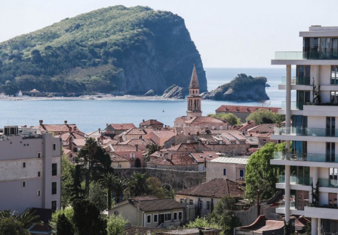 "Strah nas je novog, jačeg zemljotresa": Tresla se Budva, a osjetilo se i u BiH