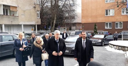 U Sarajevu počeo sastanak predstavnika SDA i HDZ-a BiH