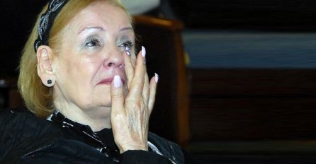 Lepa Lukić čitav život je krila ovu BOLNU tajnu, u stare dane otvorila dušu JER NEMA VIŠE ČEGA DA SE STIDI:  "Brat me ZLOSTAVLJAO!" Kad vidite šta joj je rođeni brat radio , plakat ćete ko malo dijete