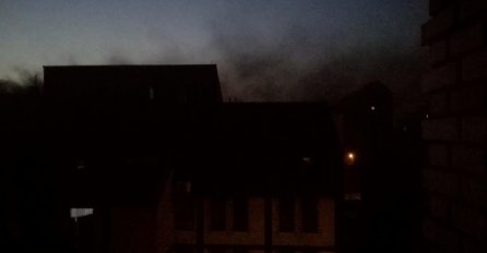 LJUDI SE GUŠE U DIMU I SMRADU: Svi su zbunjeni, požar izazvao HAOS! (FOTO)