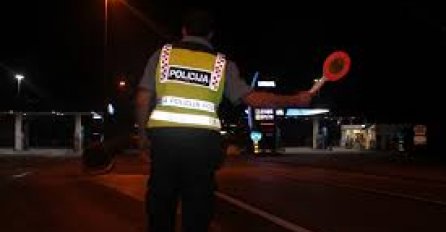 BUDITE OPREZNI: Lažni policajac zaustavlja žene i piše im kazne, a OVO ledi krv u žilama, OBJAVLJENI JEZIVI DETALJI