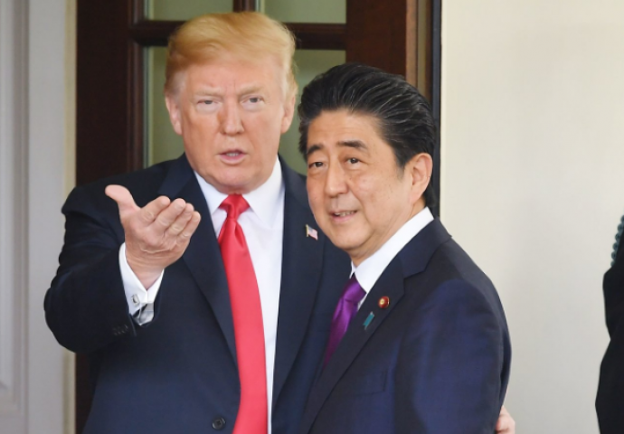 Japanski premijer nominirao Trumpa za Nobela na zahtjev američke vlade