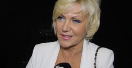 OVO JE ROĐENA SESTRA MERIME NJEGOMIR, i ona je pjevačica: POJAVILA SE U "NIKAD NIJE KASNO" i sve ostavila bez teksta