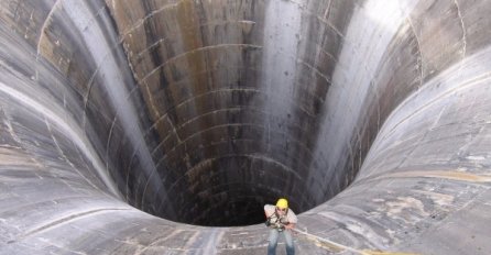RUSKI NAUČNICI ZAPREPASTILI OTKRIĆEM: Pogledajte šta se nalazi na dnu najdublje rupe na Zemlji! (VIDEO)