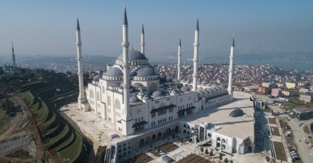 U Istanbulu izgrađena najveća džamija u modernoj Turskoj