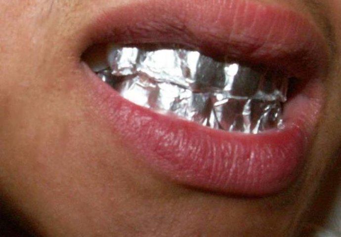 METODA KOJA JE ZALUDILA SVIJET: Znate li zašto aluminijsku foliju stavljati u usta?