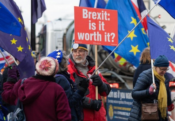 Tri britanske konzervativke napustile stranku zbog Brexita
