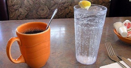 Federacija BiH platila kafu i kiselu vodu 120.000 KM