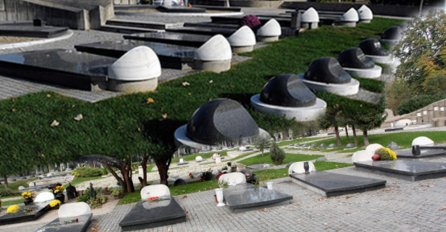 ALEJA VELIKANA I ALEJA ZASLUŽNIH GRAĐANA: Pogledajte u čemu je razlika i zašto su neki odbili da im najmiliji budu sahranjeni u Aleji velikana