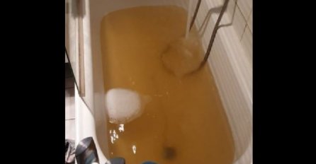 HRVAT OBJAVIO SLIKU I SVE ZAPREPASTIO: "Pogledajte u kakvoj se vodi kupamo…"