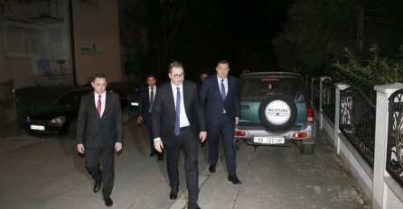 VUČIĆ I DODIK DOŠLI U DOM ŠAULIĆA: Evo šta su odmah uradili kada su stigli 