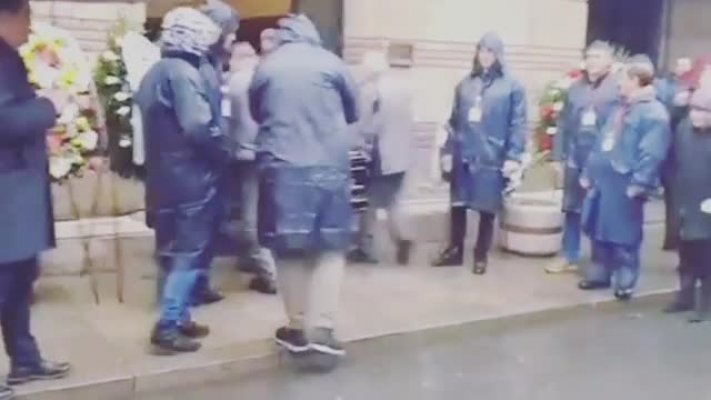 c6ff7e02823d25e488a1-2