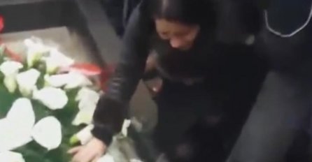 ZANIJEMILI SU KAD SU NJU UGLEDALI, VOLJELA JE ŠABANA: Progurala se i PALA NA KOLJENA, a onda je nastala DRAMA! (FOTO)