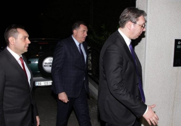 DOK SU DANAS SAHRANJIVALI ŠABANA ŠAULIĆA, EVO ŠTA JE VUČIĆ RADIO: Nasmijan je hodao, CIJELA SRBIJA OVO TREBA VIDJETI!