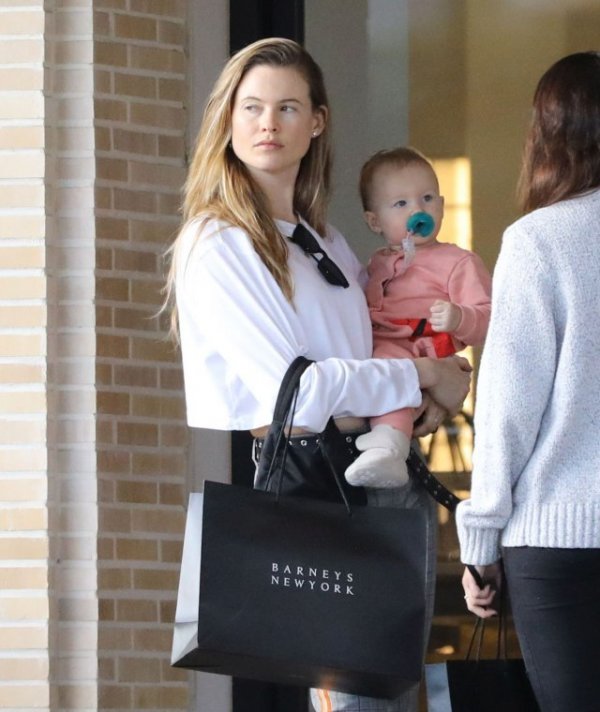 15605436785c70040b9bada828941849-w640