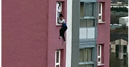 ZASTRAŠUJUĆI PRIZOR, MUŠKARAC DRŽAO ŽENU ZA KOSU KROZ PROZOR NA 11. SPRATU: A onda ju je pustio 