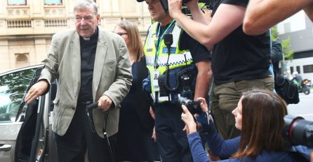 Najviši dužnosnik u Katoličkoj crkvi proglašen krivim za seksualno zlostavljanje dvojice dječaka u katedrali