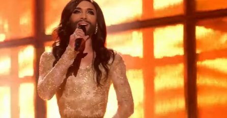 TRANSFORMACIJA STOLJEĆA, OVA BRADATA DJEVOJKA JE SAD TOP FRAJERČINA: Zinut ćete kada vidite kako izgleda, AUHH!