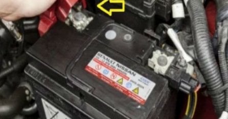 AKUMULATOR VAM SE ISTROŠIO: Ne brinite, ovaj genijalan trik će vas spasiti 