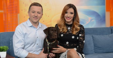 KAMERA SLUČAJNO SNIMILA: Evo šta JOVANA I SRĐAN rade psu kad misle da ih NIKO NE GLEDA! (FOTO)